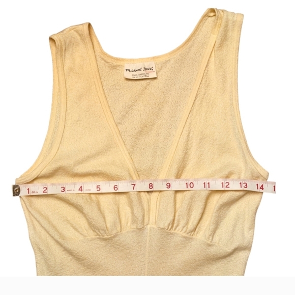 $25 For FOUR Stretchy Spaghetti Strap Tank Tops - Picture 14 of 16